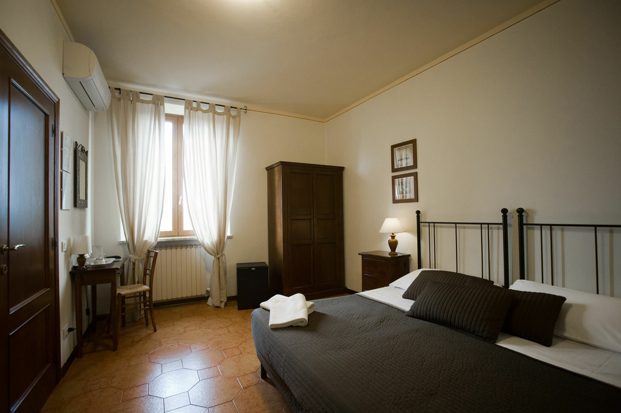 B&B Gli Archi Siena Buitenkant foto