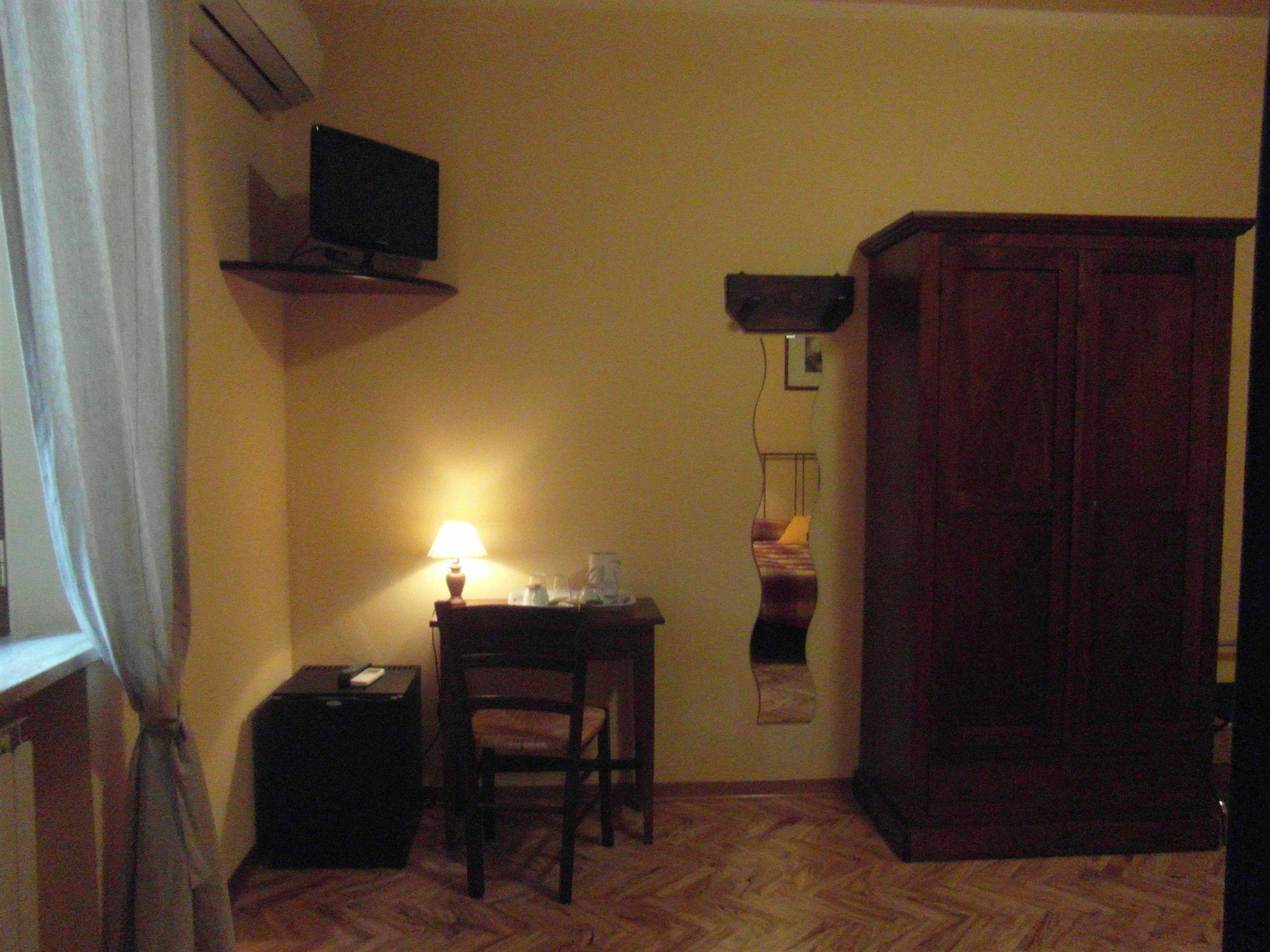 B&B Gli Archi Siena Buitenkant foto